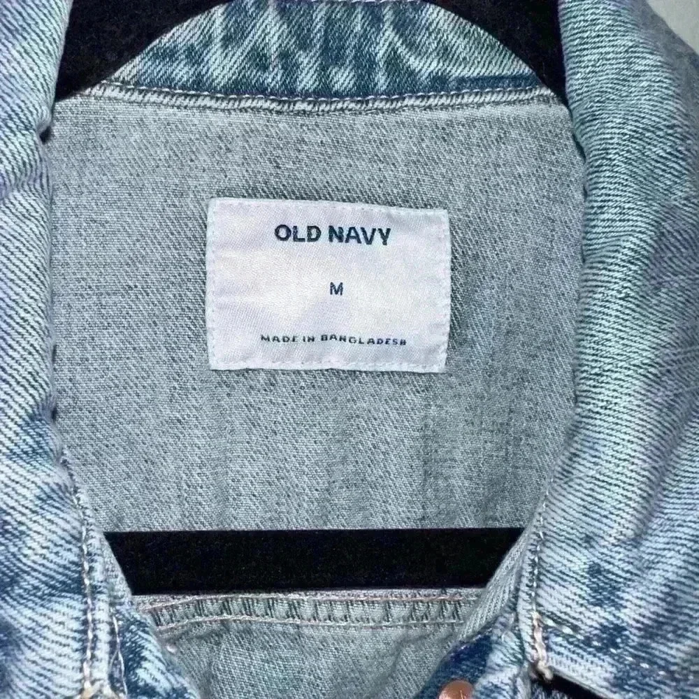 Old Navy Distressed Blue Jean Denim Jacket Size M for Women - Picture 3 of 12